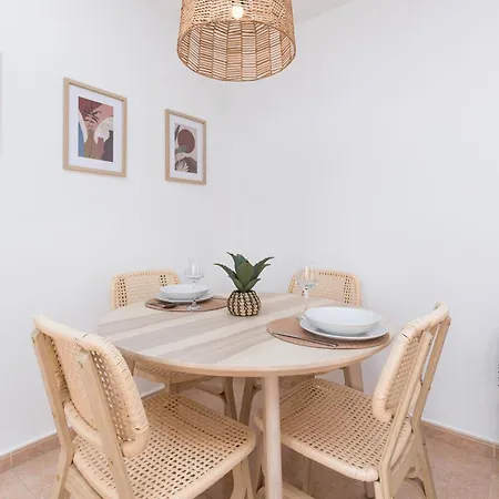 Daire Home2book Duna Sunset Apartment, Pool & Terrace